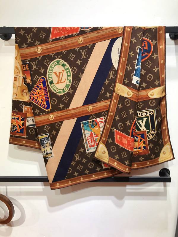 Louis Vuitton Scarf LVC00570 Louis Vuitton Scarf LVC00570